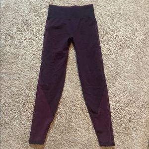 Victoria’s Secret pink legging